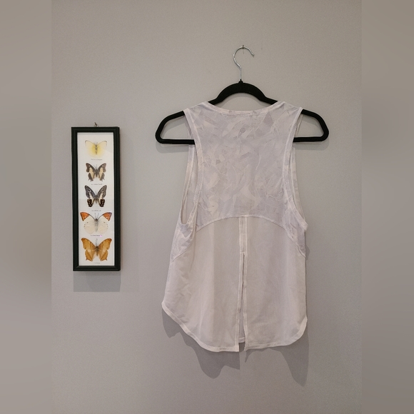 Lululemon Ace Tank - Picture 2 of 6